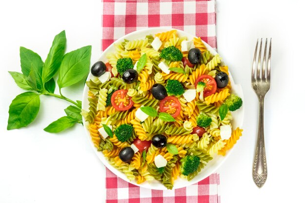 Паста со свежими овощами